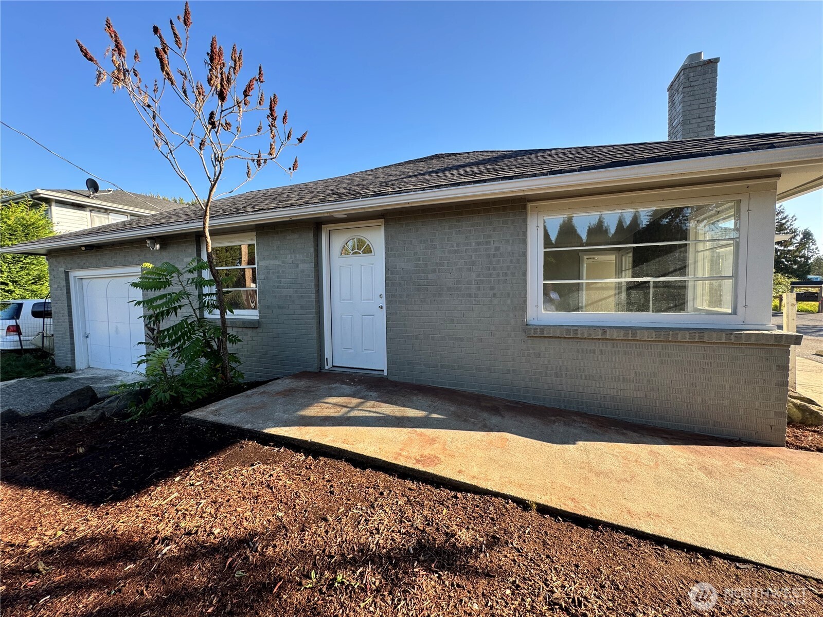 3312 E College Way Property Photo 1