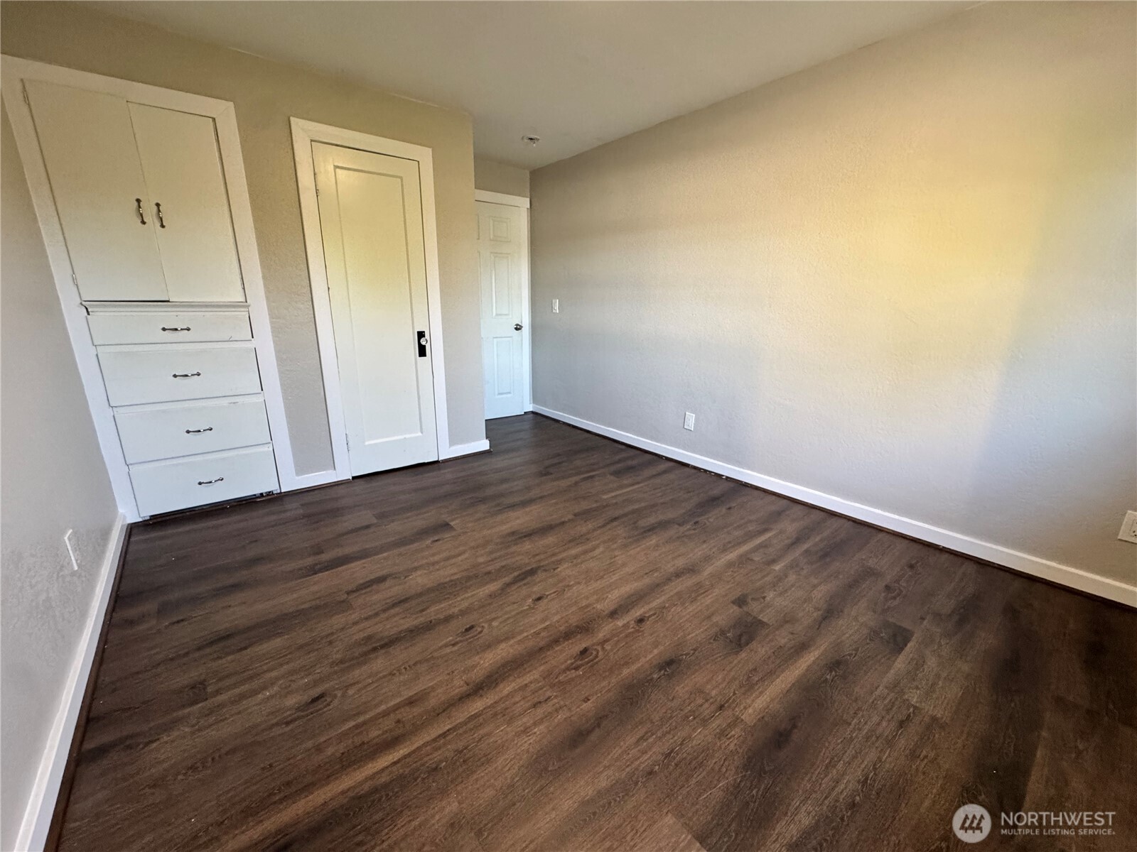 3312 E College Way Property Photo 7