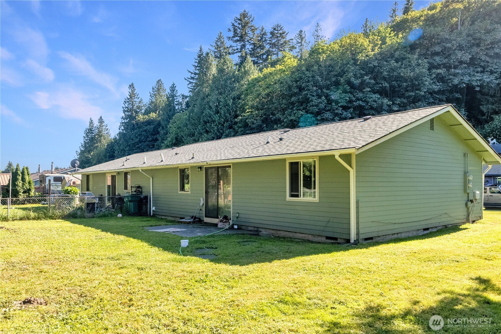 11087 N Skagit Street A & B Property Photo 3
