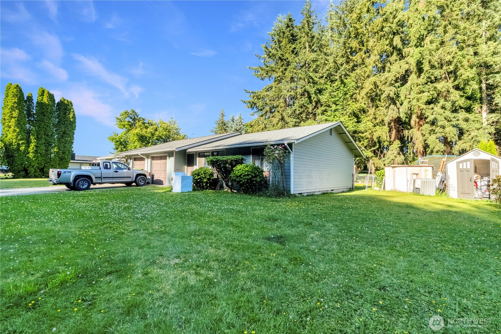 11087 N Skagit Street A & B Property Photo 4