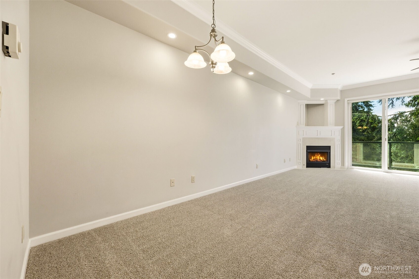 2440 S Steele Street 307 Property Photo 17