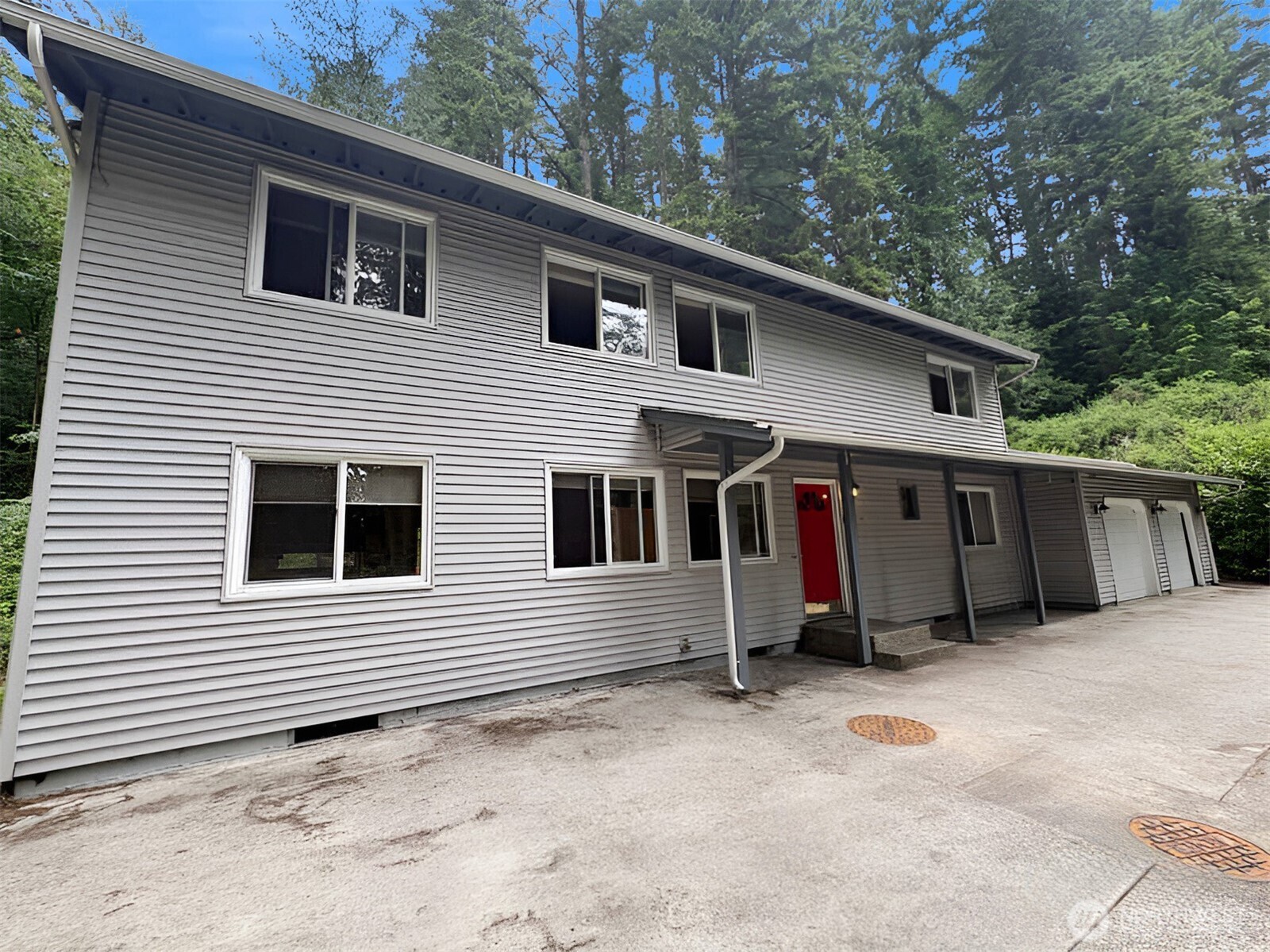 24404 Se Mirrormont Boulevard Property Photo 1