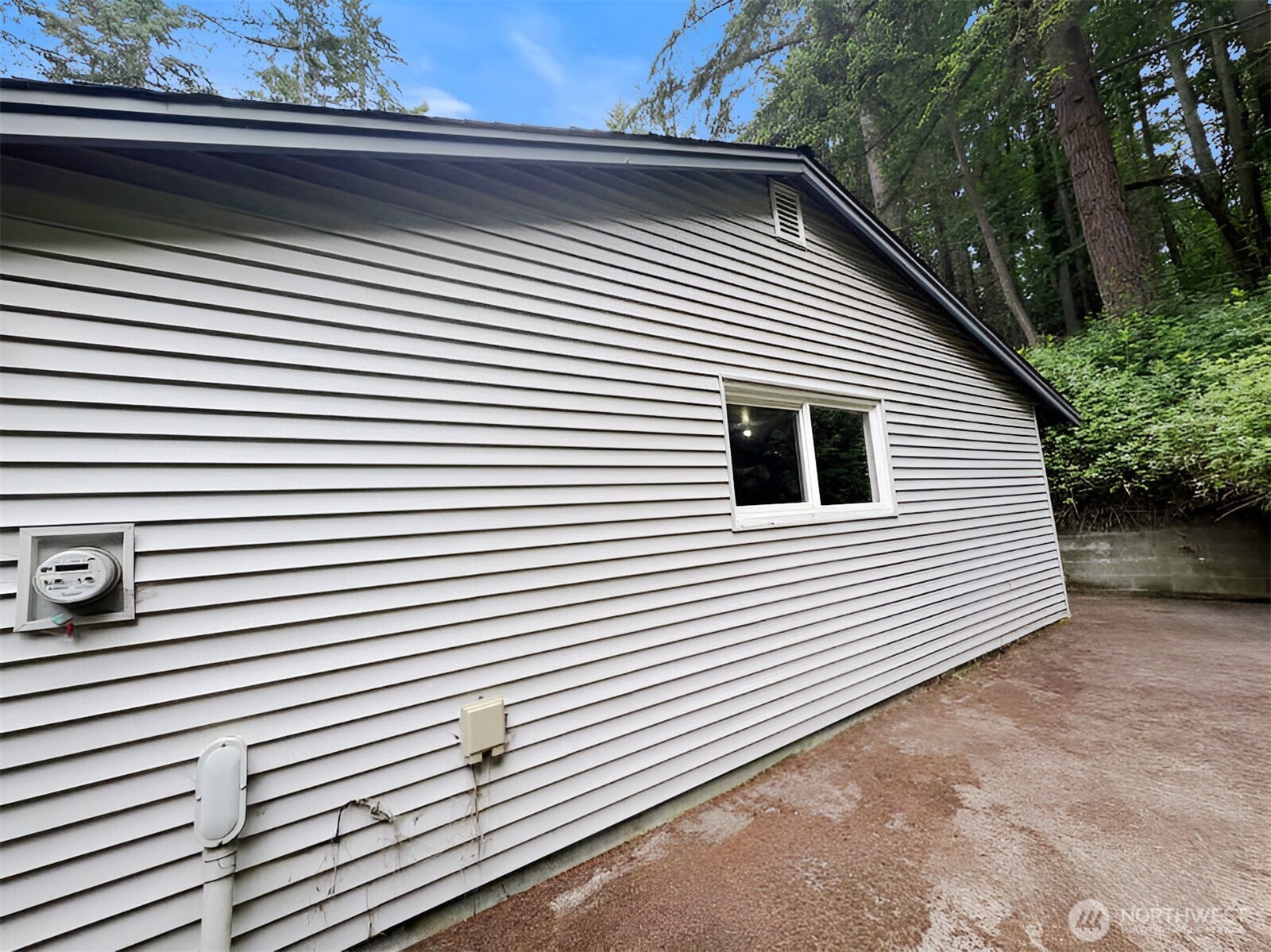 24404 Se Mirrormont Boulevard Property Photo 5