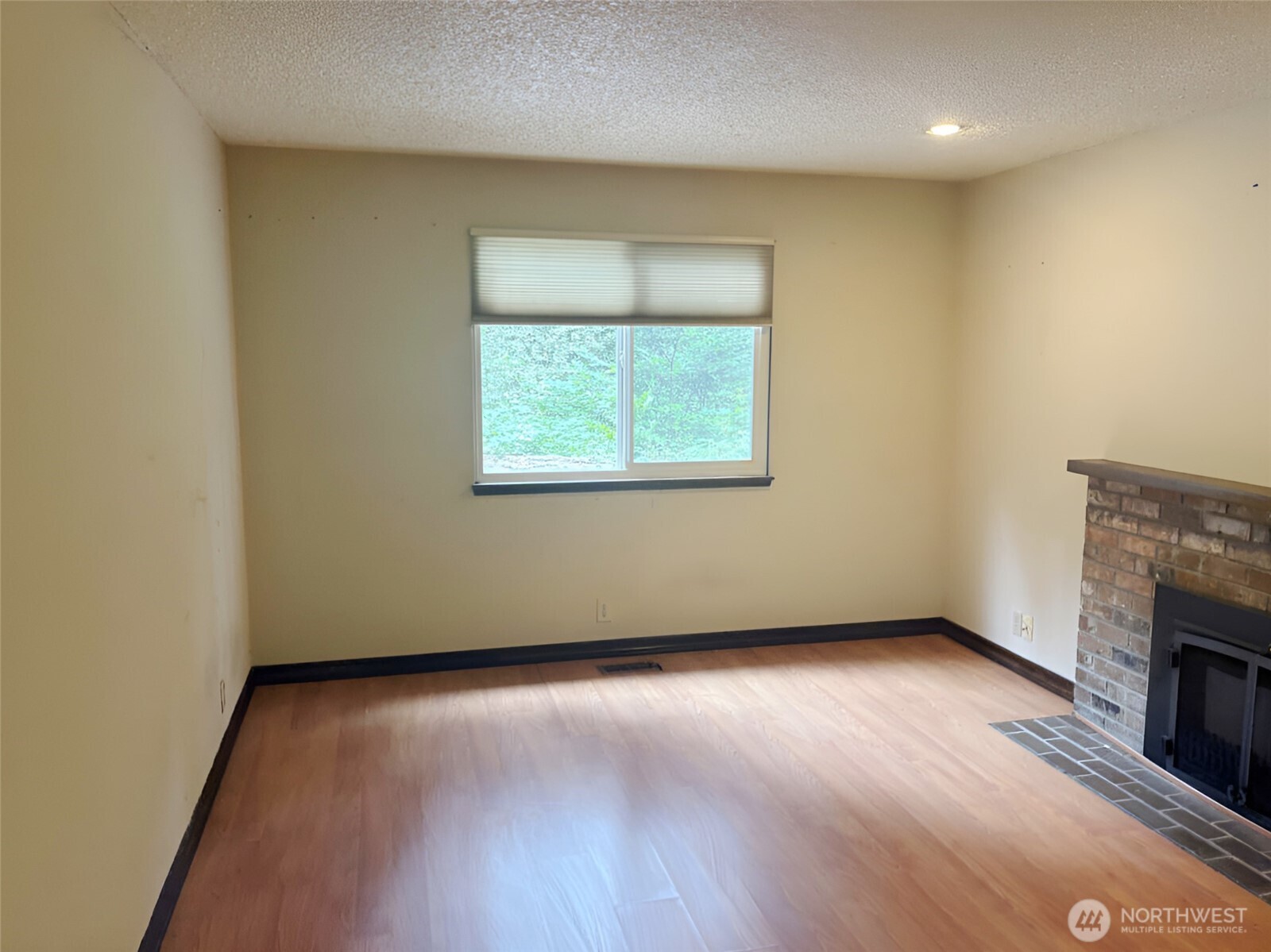 24404 Se Mirrormont Boulevard Property Photo 13