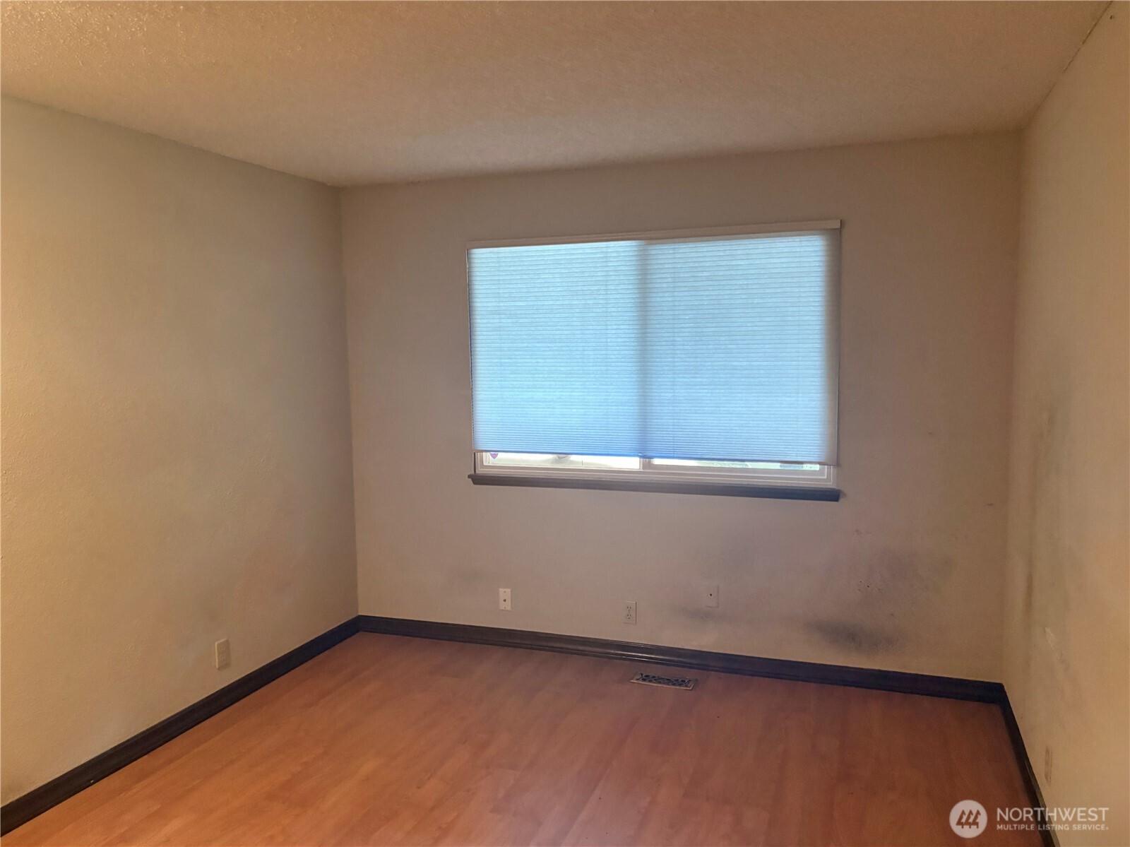 24404 Se Mirrormont Boulevard Property Photo 18