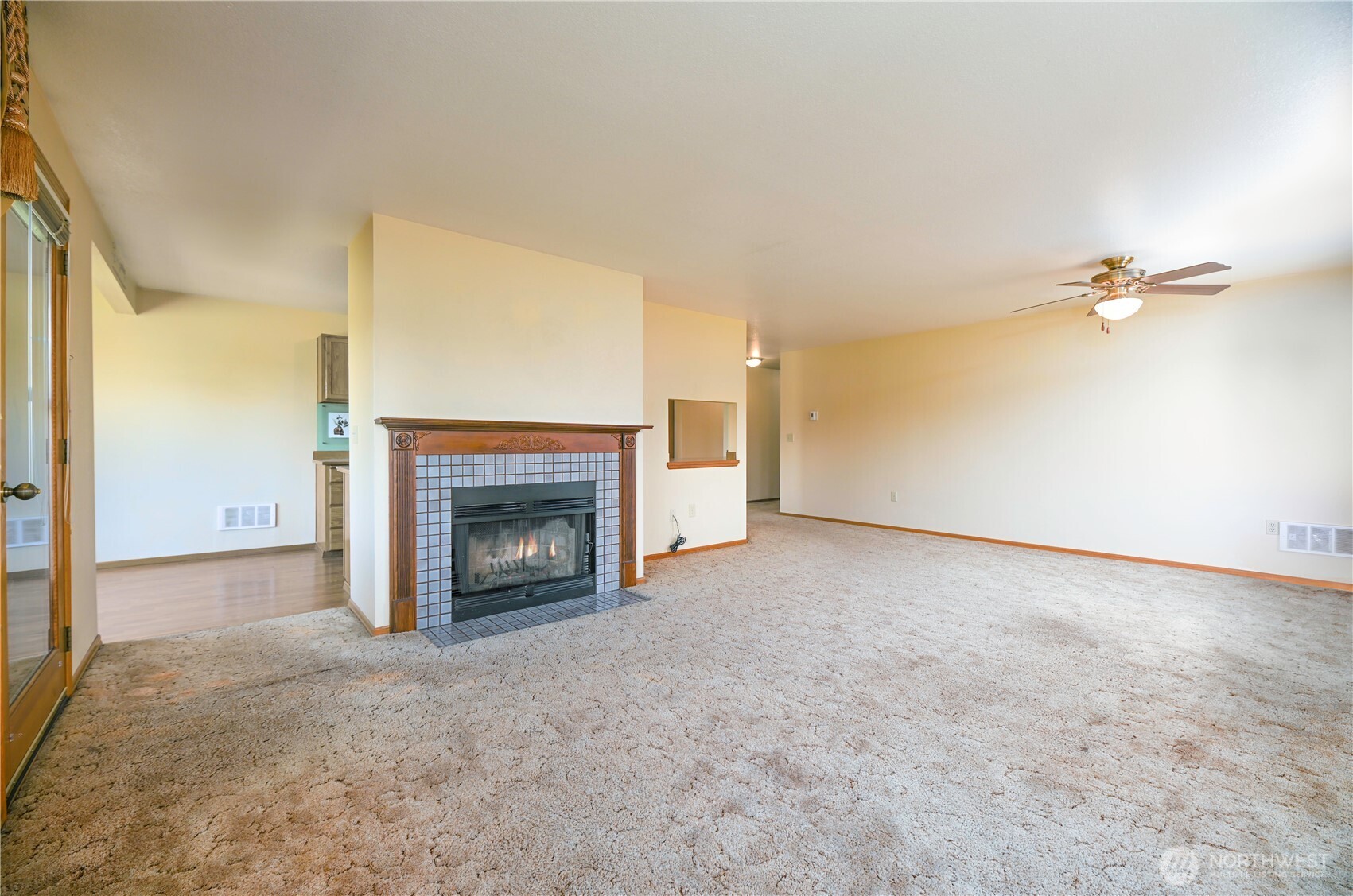 101 Pine Avenue 306 Property Photo 13