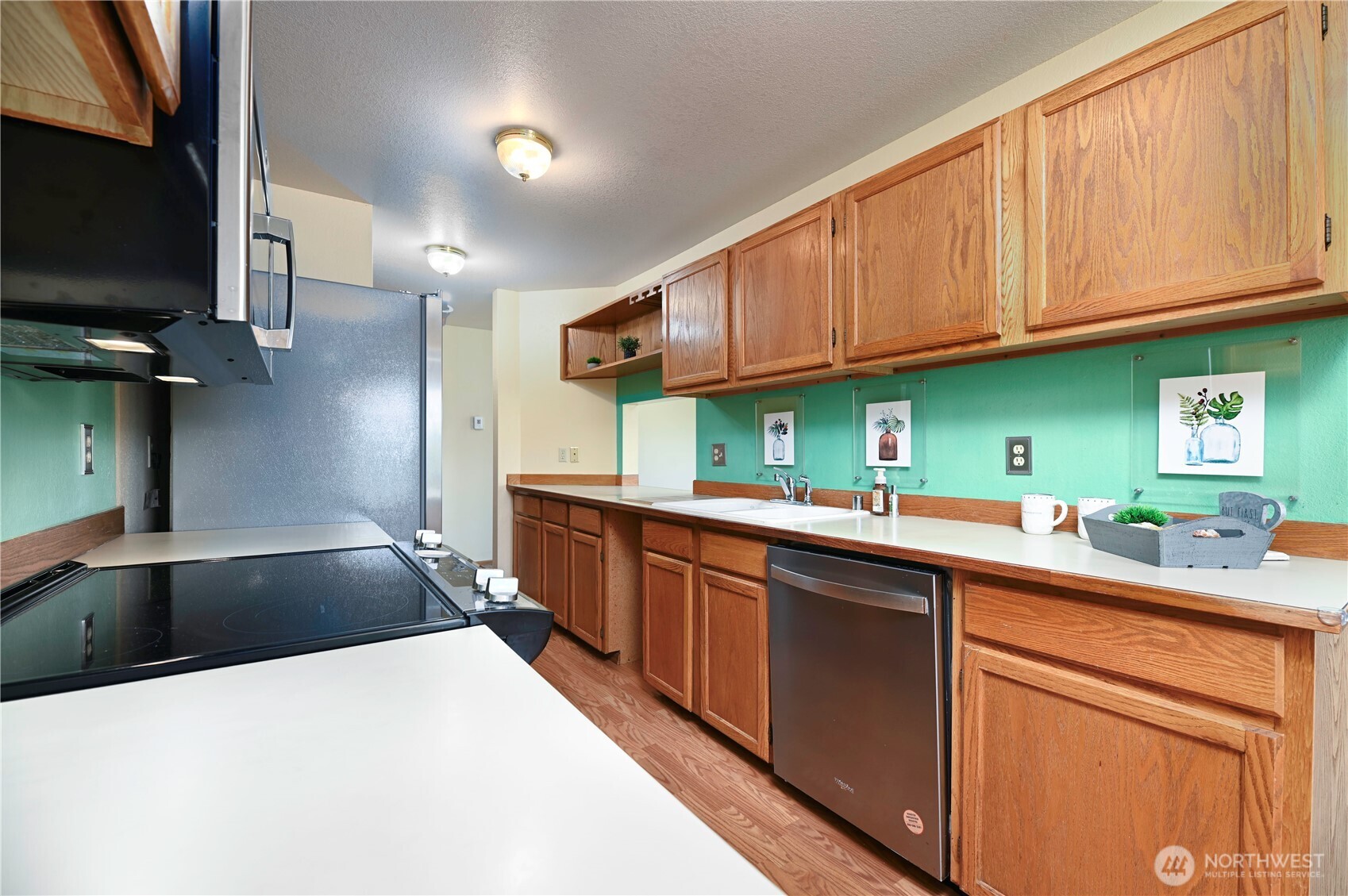 101 Pine Avenue 306 Property Photo 16