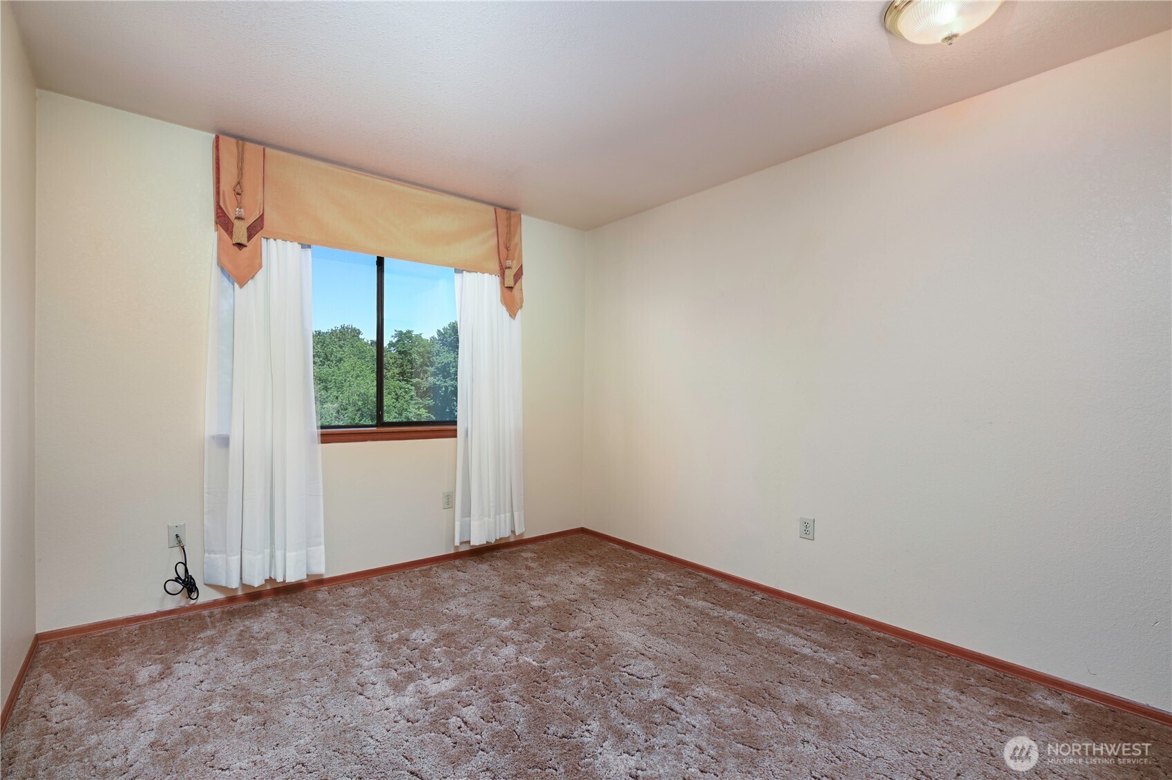 101 Pine Avenue 306 Property Photo 24