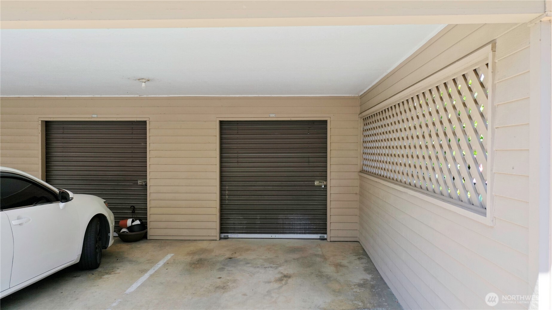 101 Pine Avenue 306 Property Photo 28