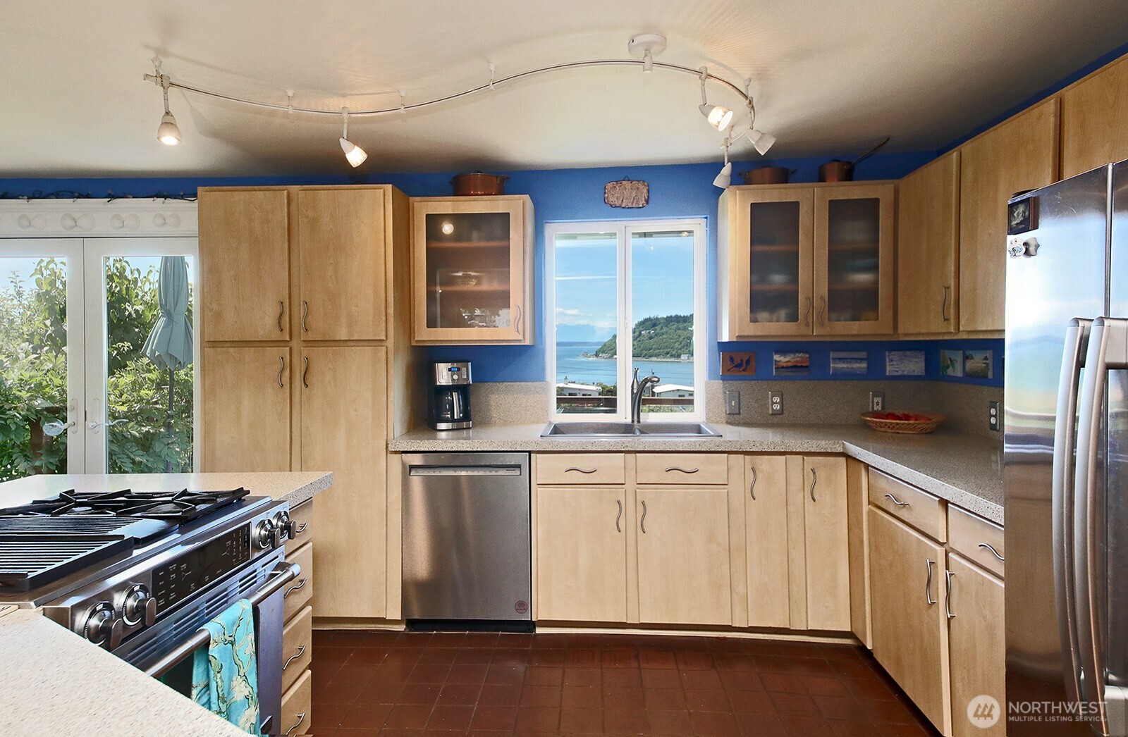 8216 Whidbey Drive Property Photo 15