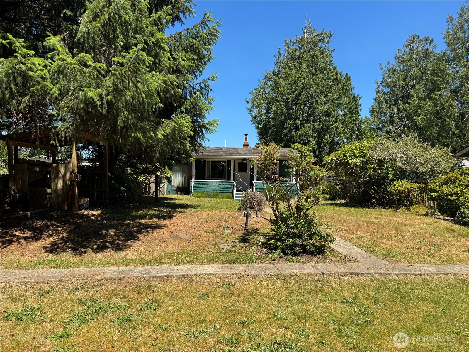 4516 Alder Street Property Photo 8