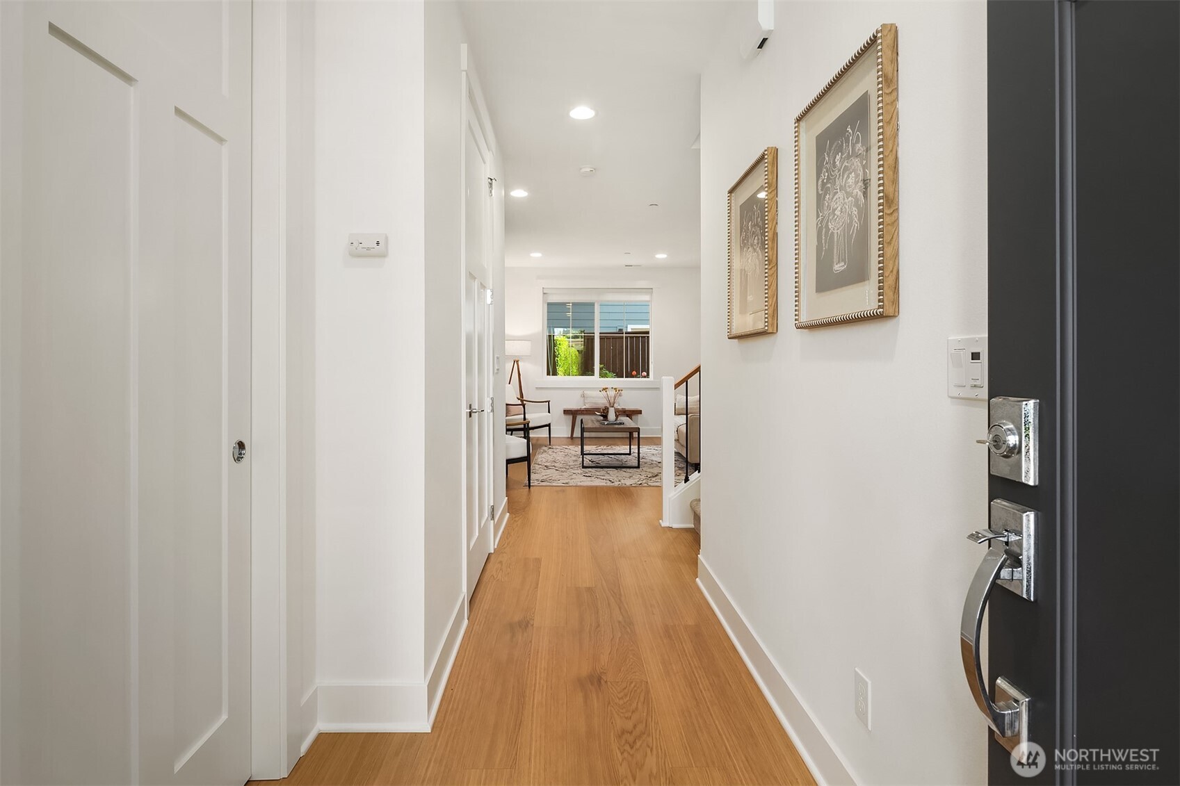 21224 82nd Place Property Photo 3