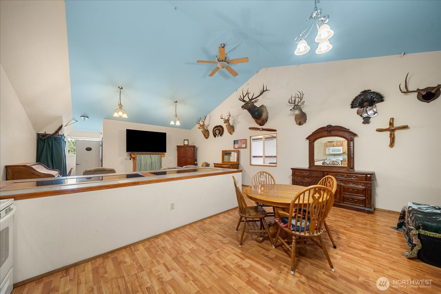 6472 P Enterprise Road Property Photo 14