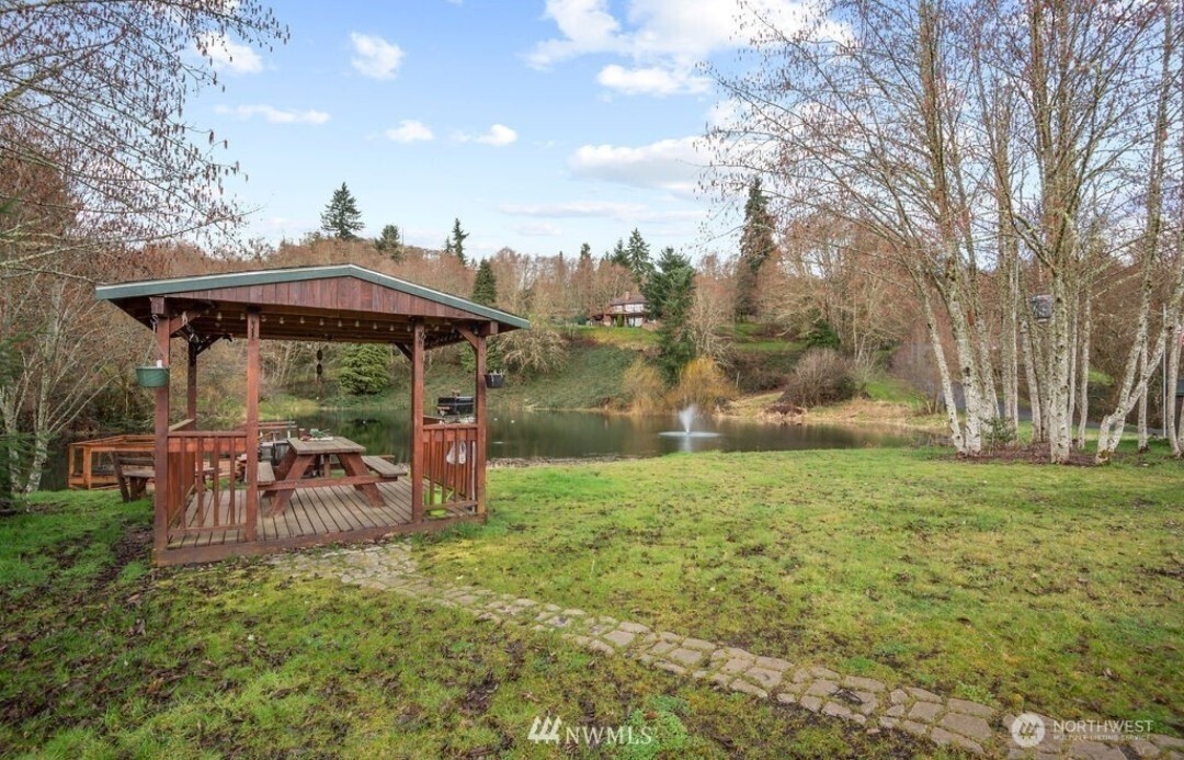 189 Trout Lakes Property Photo 6