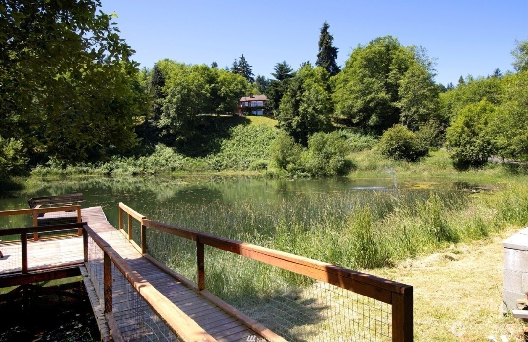 189 Trout Lakes Property Photo 7