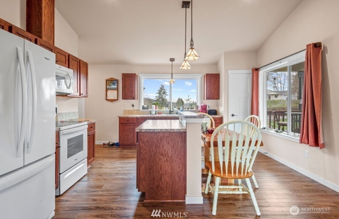 189 Trout Lakes Property Photo 12