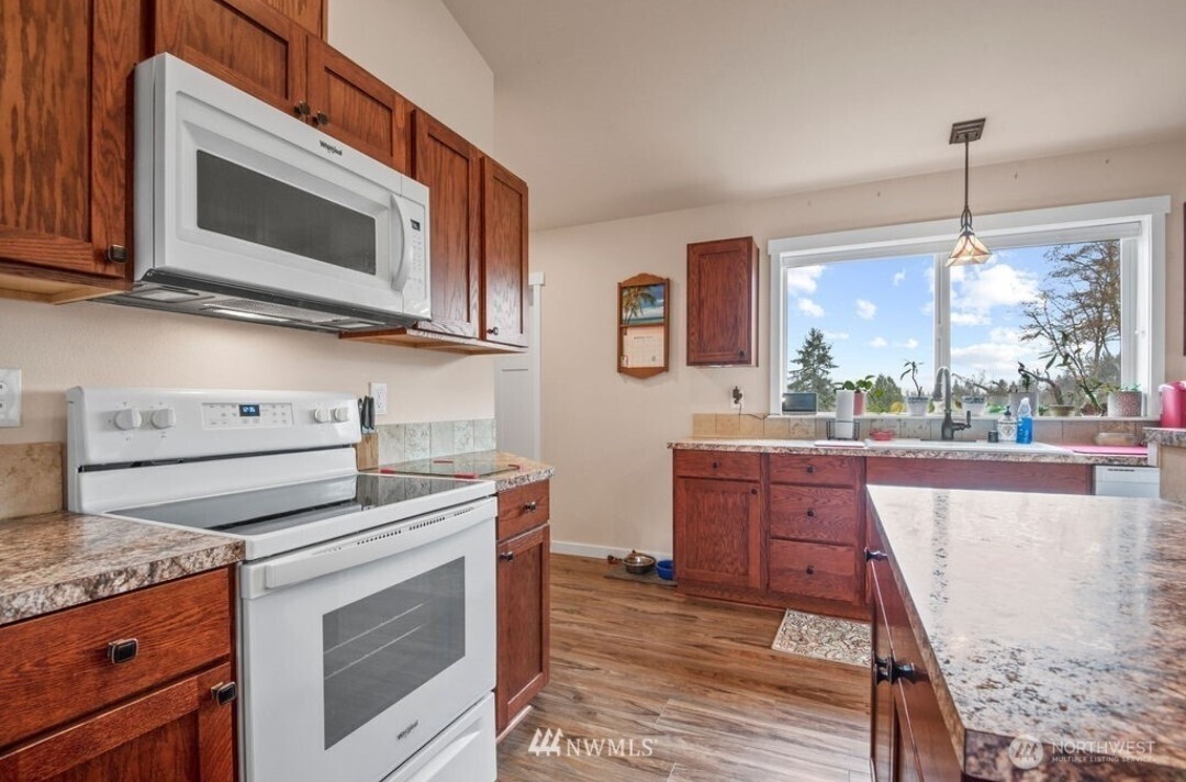 189 Trout Lakes Property Photo 13
