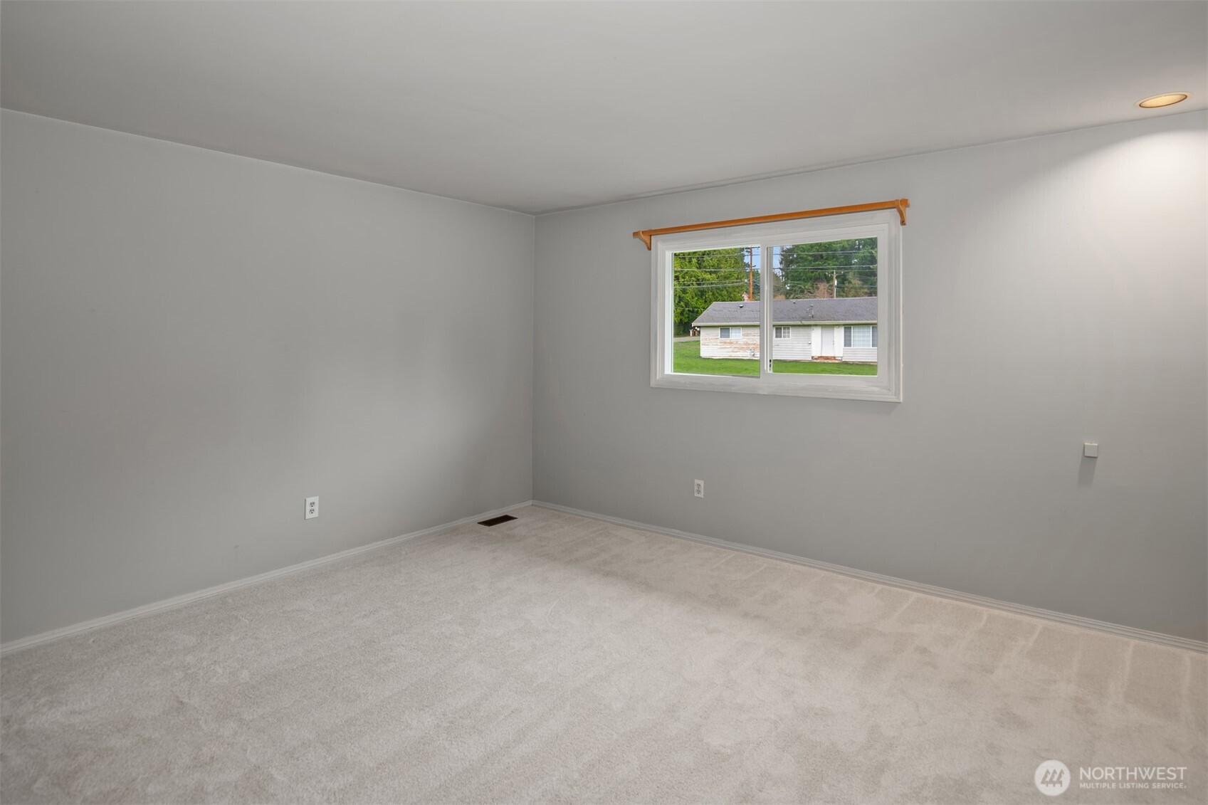 16005 Ne 160th Street Property Photo 28