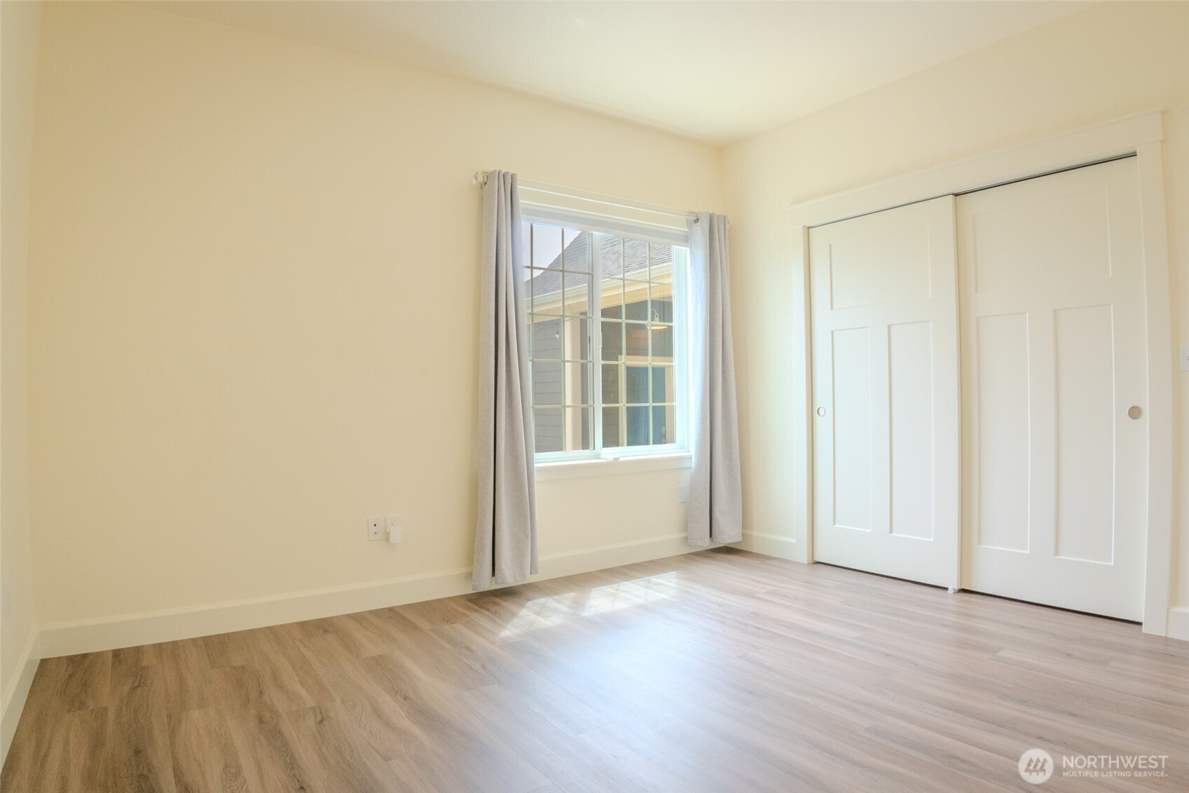5010 L Place Property Photo 12