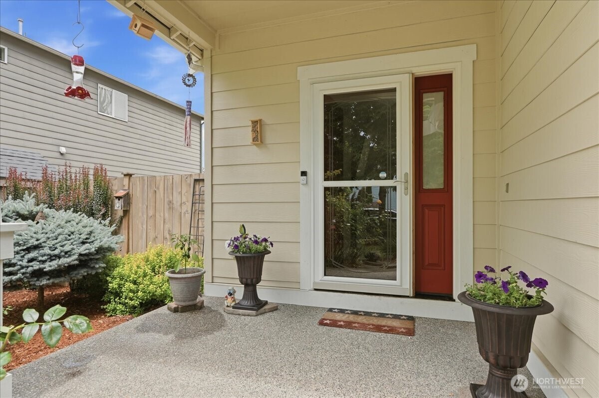 2001 5th Avenue Property Photo 3