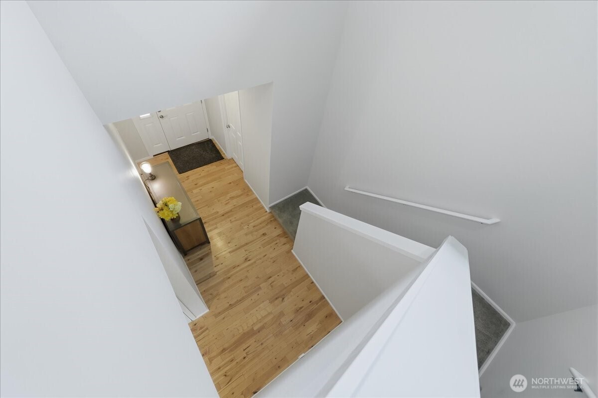 2001 5th Avenue Property Photo 8