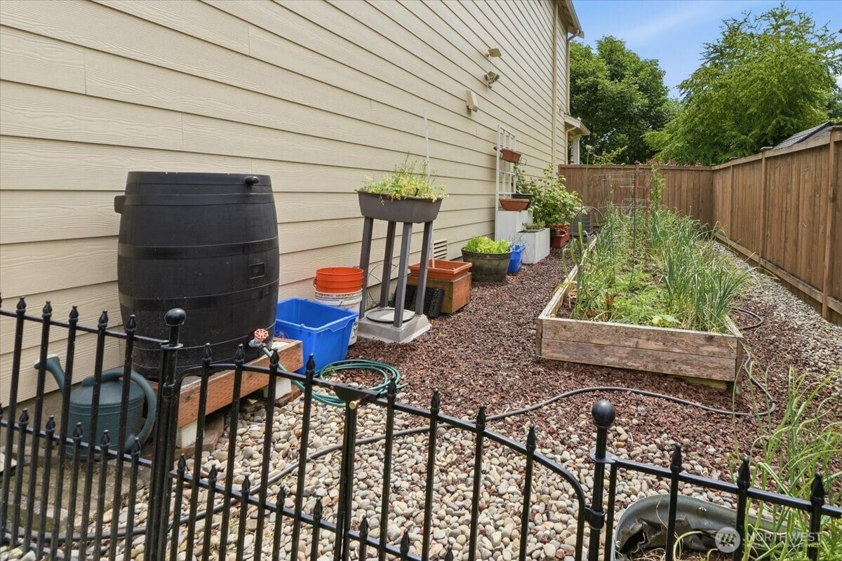 2001 5th Avenue Property Photo 37