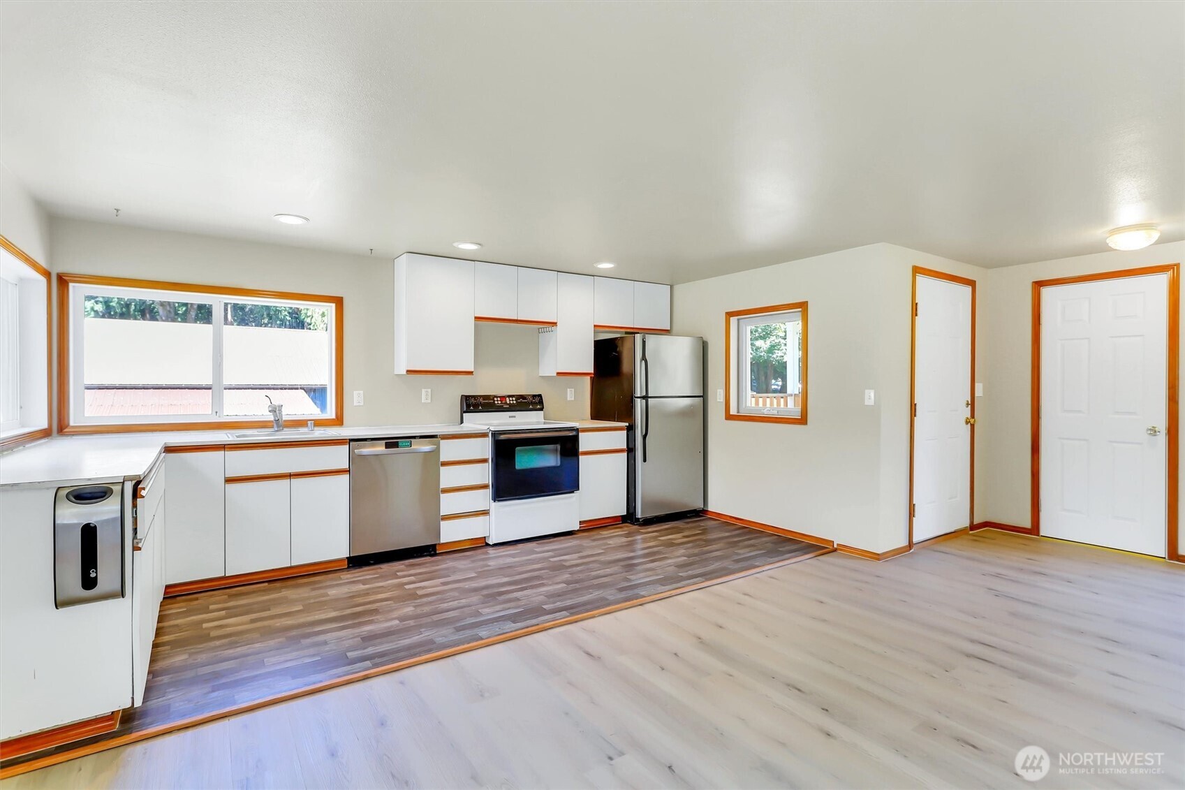 41794 Mountain View Lane Property Photo 6