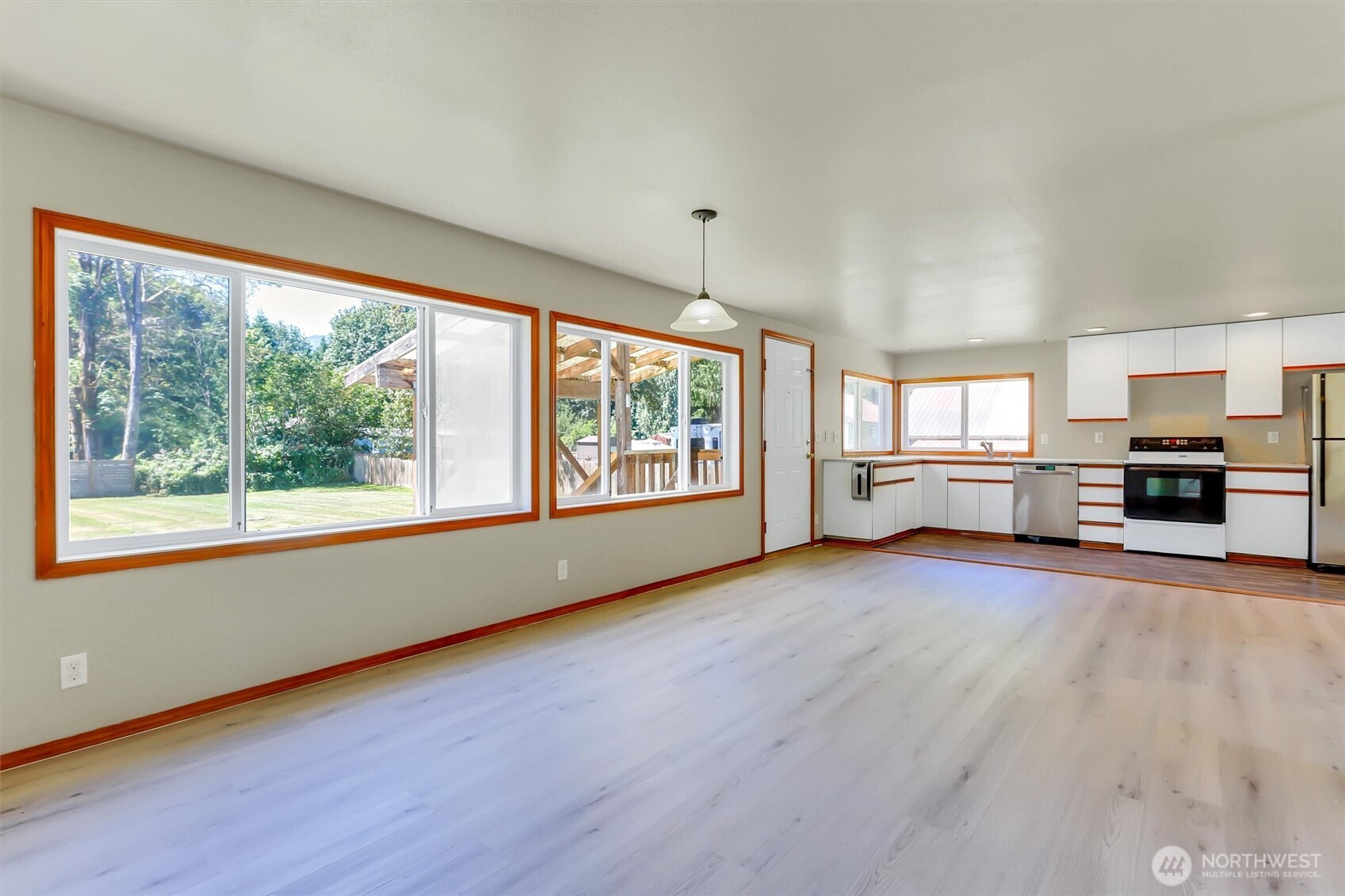 41794 Mountain View Lane Property Photo 11