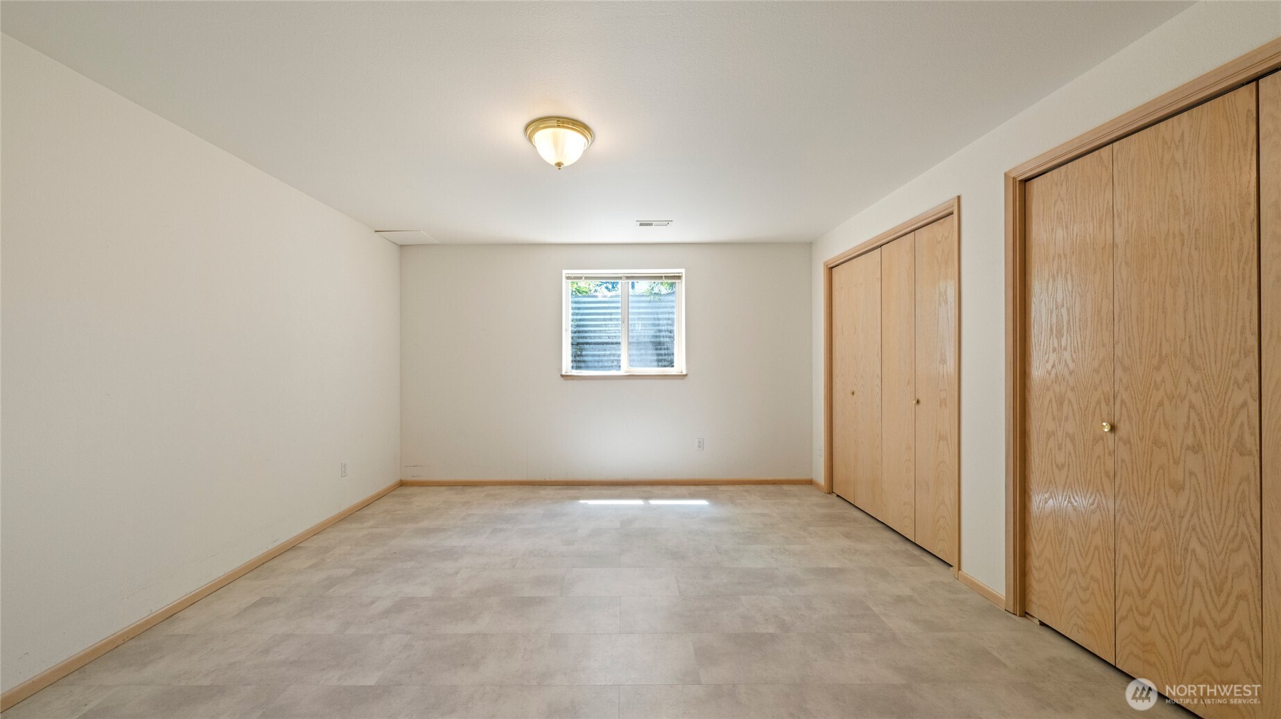 996 Se Admiral Place Property Photo 24