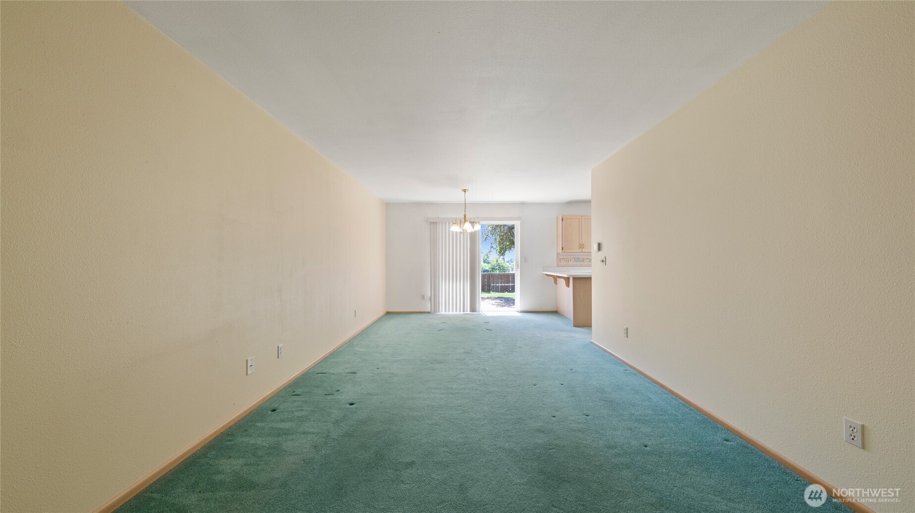 996 Se Admiral Place Property Photo 27