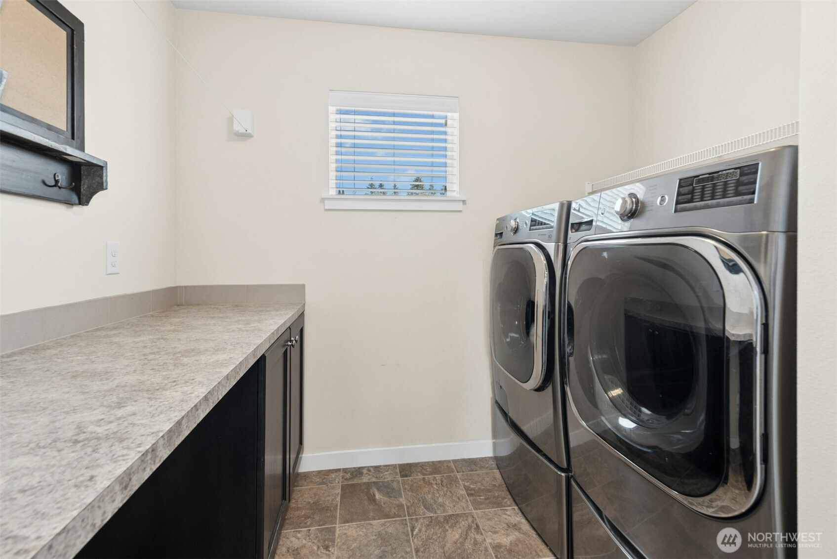 2021 7th Place Property Photo 28