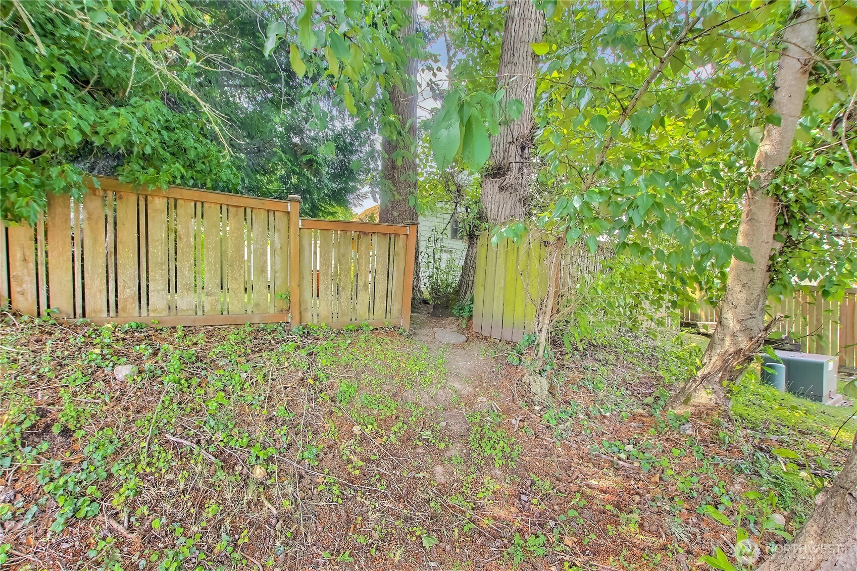 4909 N 38th St Property Photo 27
