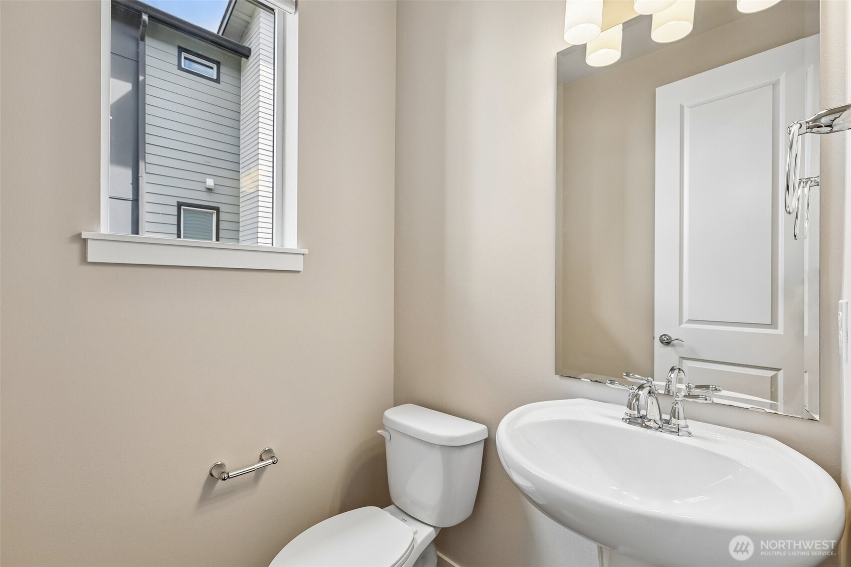 615 238th Street D Property Photo 16