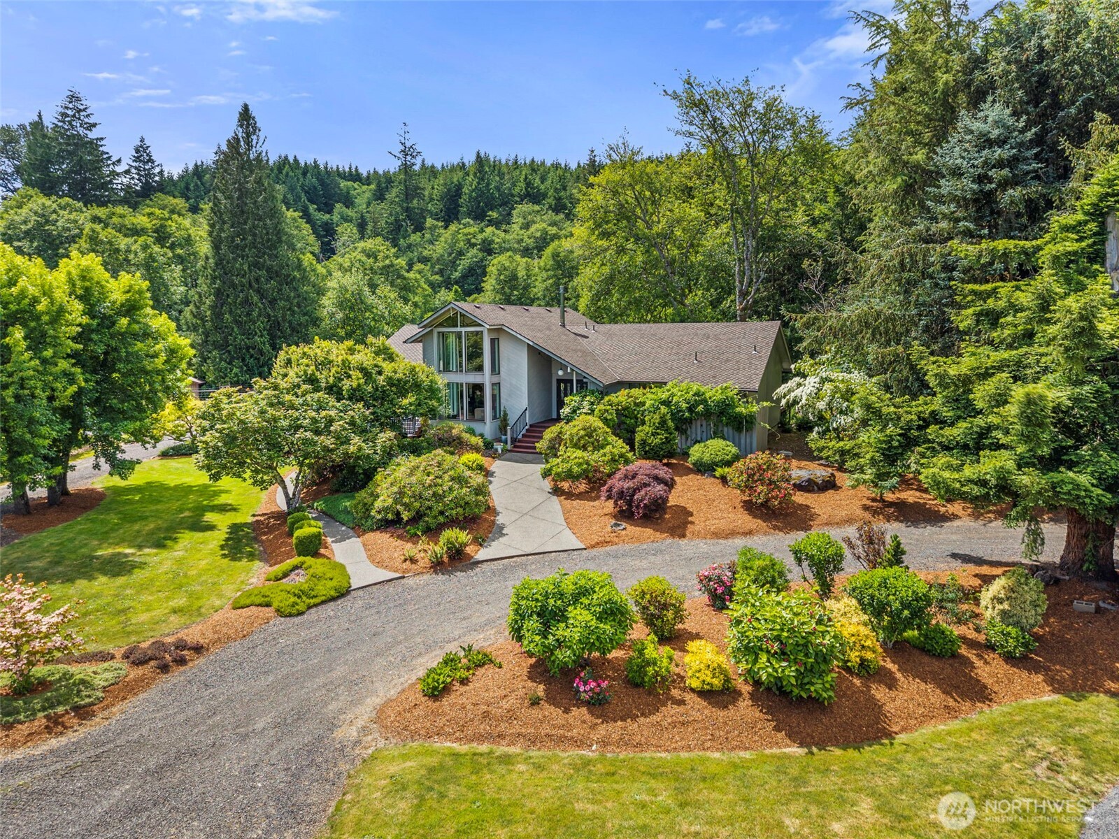 1677 North Fork Road Property Photo 1