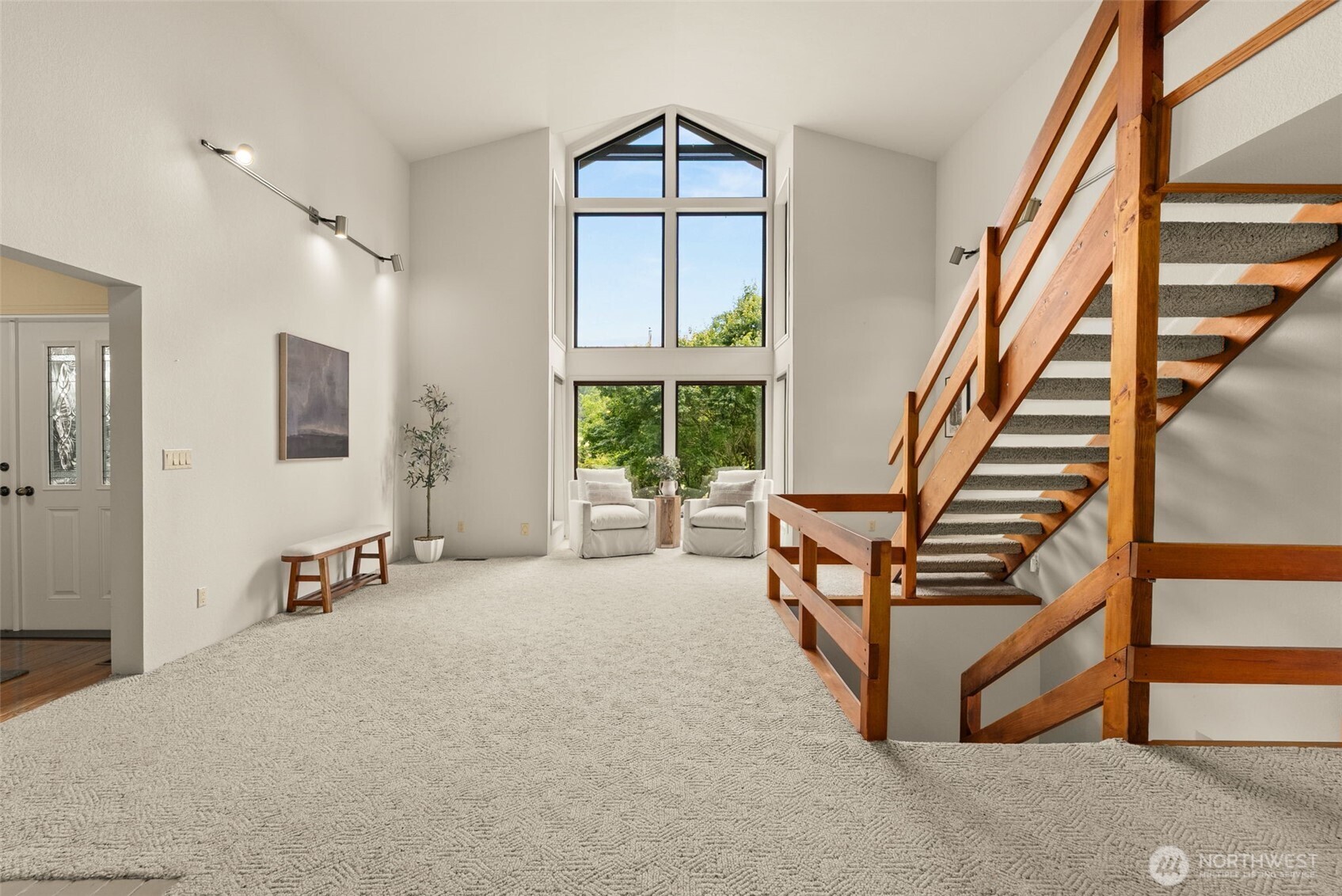 1677 North Fork Road Property Photo 5
