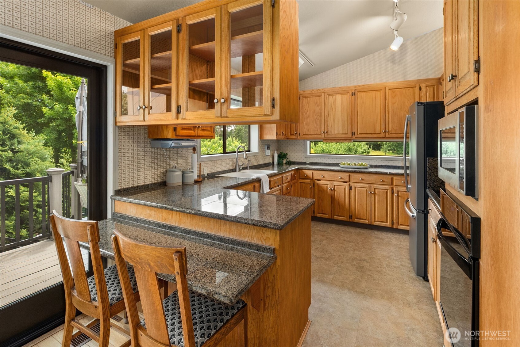 1677 North Fork Road Property Photo 11
