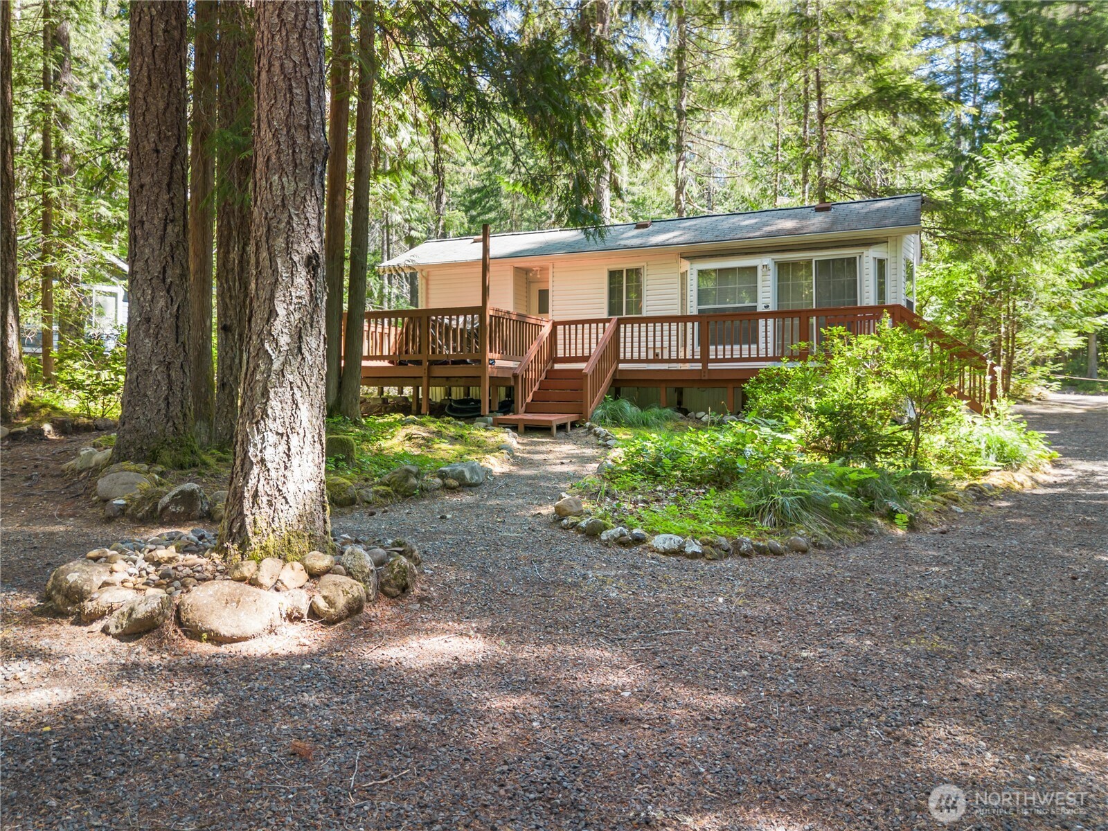421 N Mt Jupiter Drive Property Photo 8