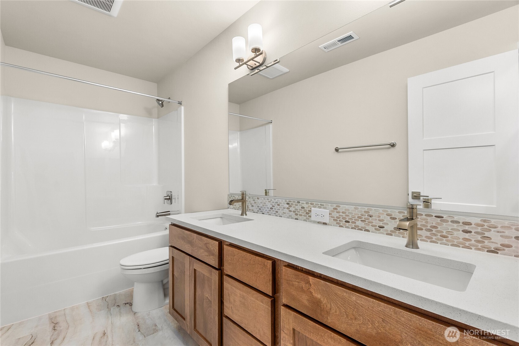 902 Bodie Street Property Photo 28