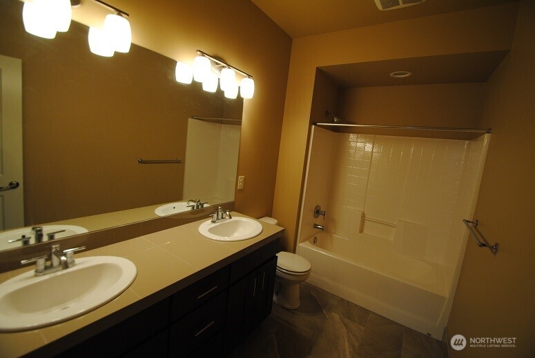 15945 Ne 117th Street Property Photo 7