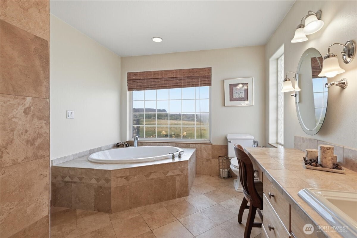 55212 Bay Area Drive Property Photo 16