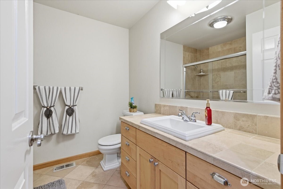 55212 Bay Area Drive Property Photo 20