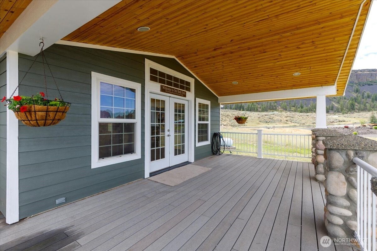 55212 Bay Area Drive Property Photo 37