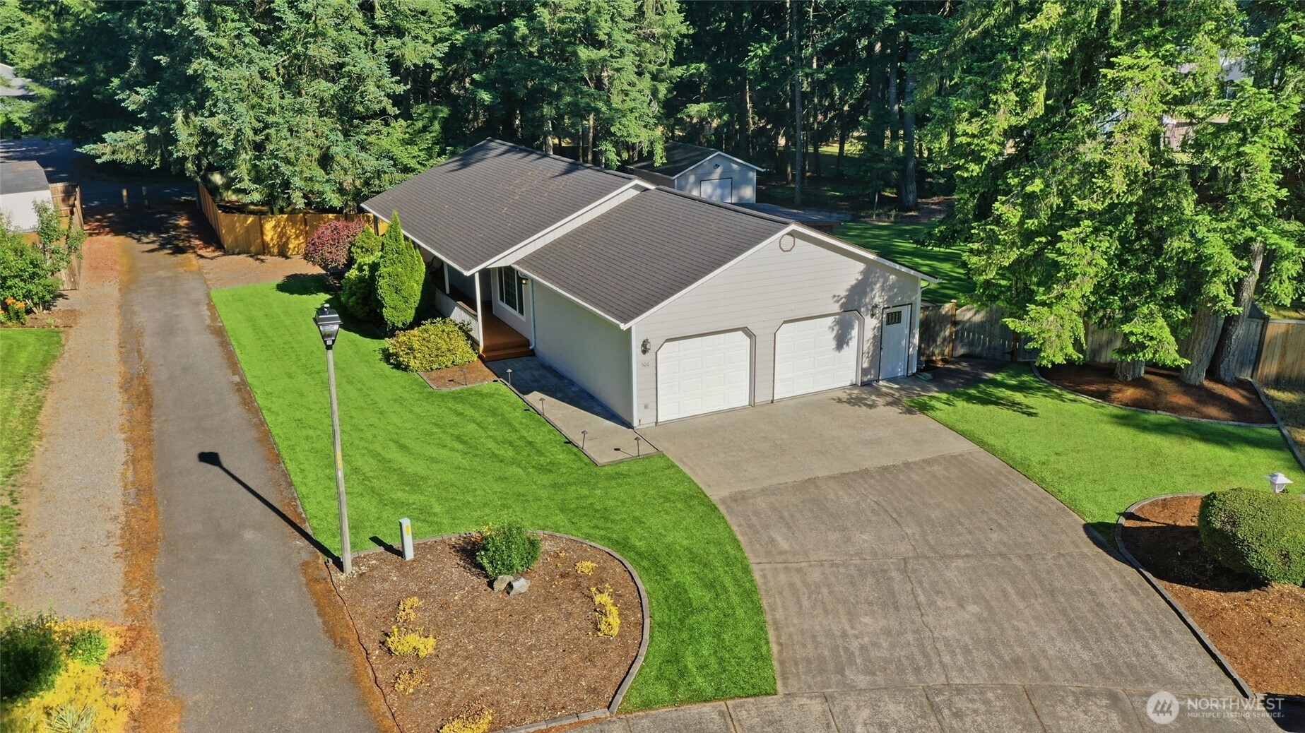 506 Nieland Loop Property Photo 1