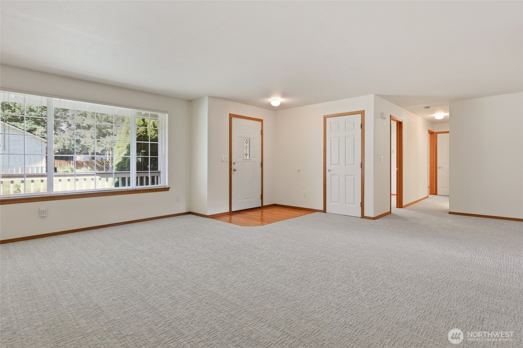 506 Nieland Loop Property Photo 7