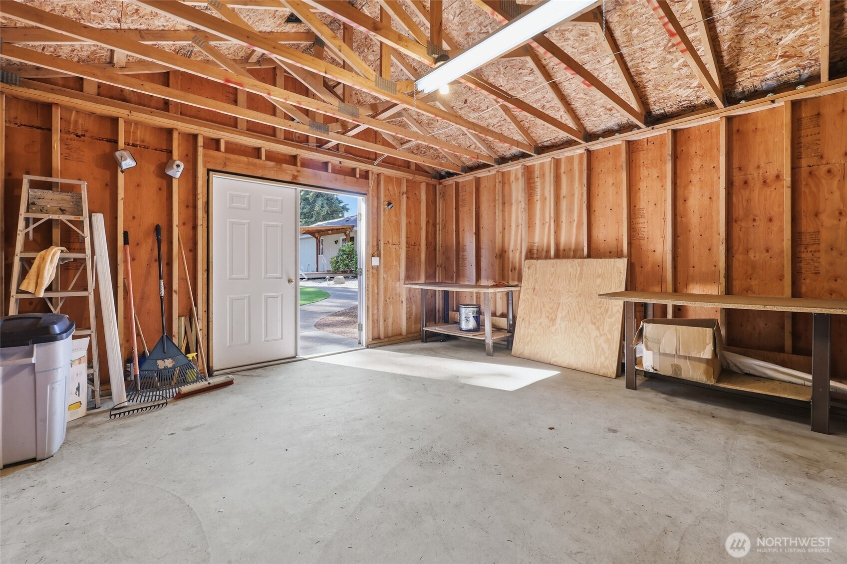 506 Nieland Loop Property Photo 24