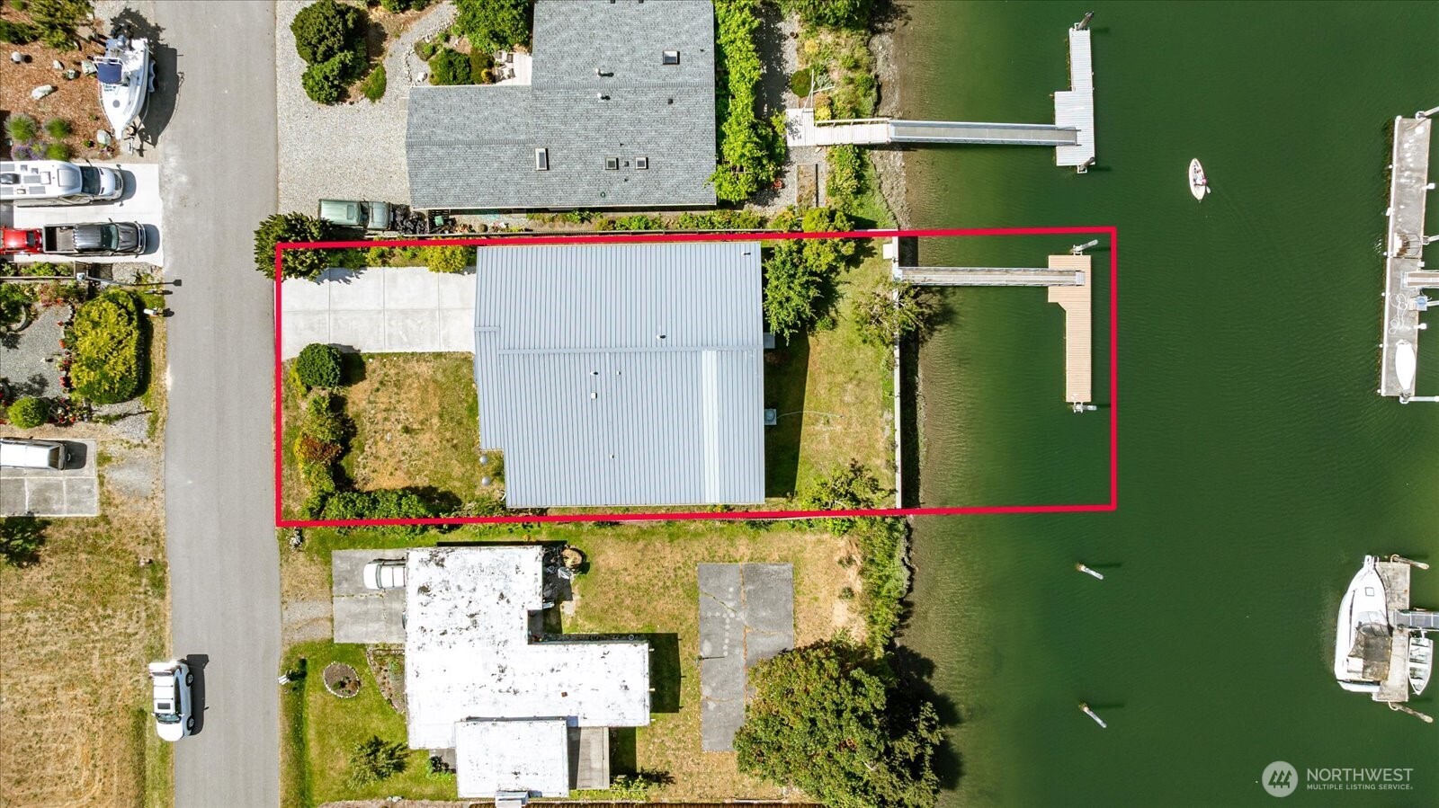 2169 Mariner Beach Drive Property Photo 9