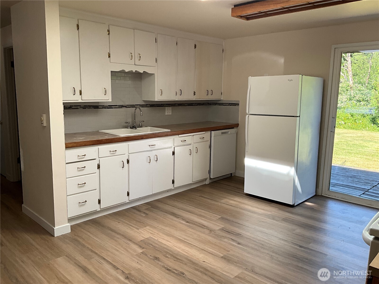 9618 Holly Drive Property Photo 10