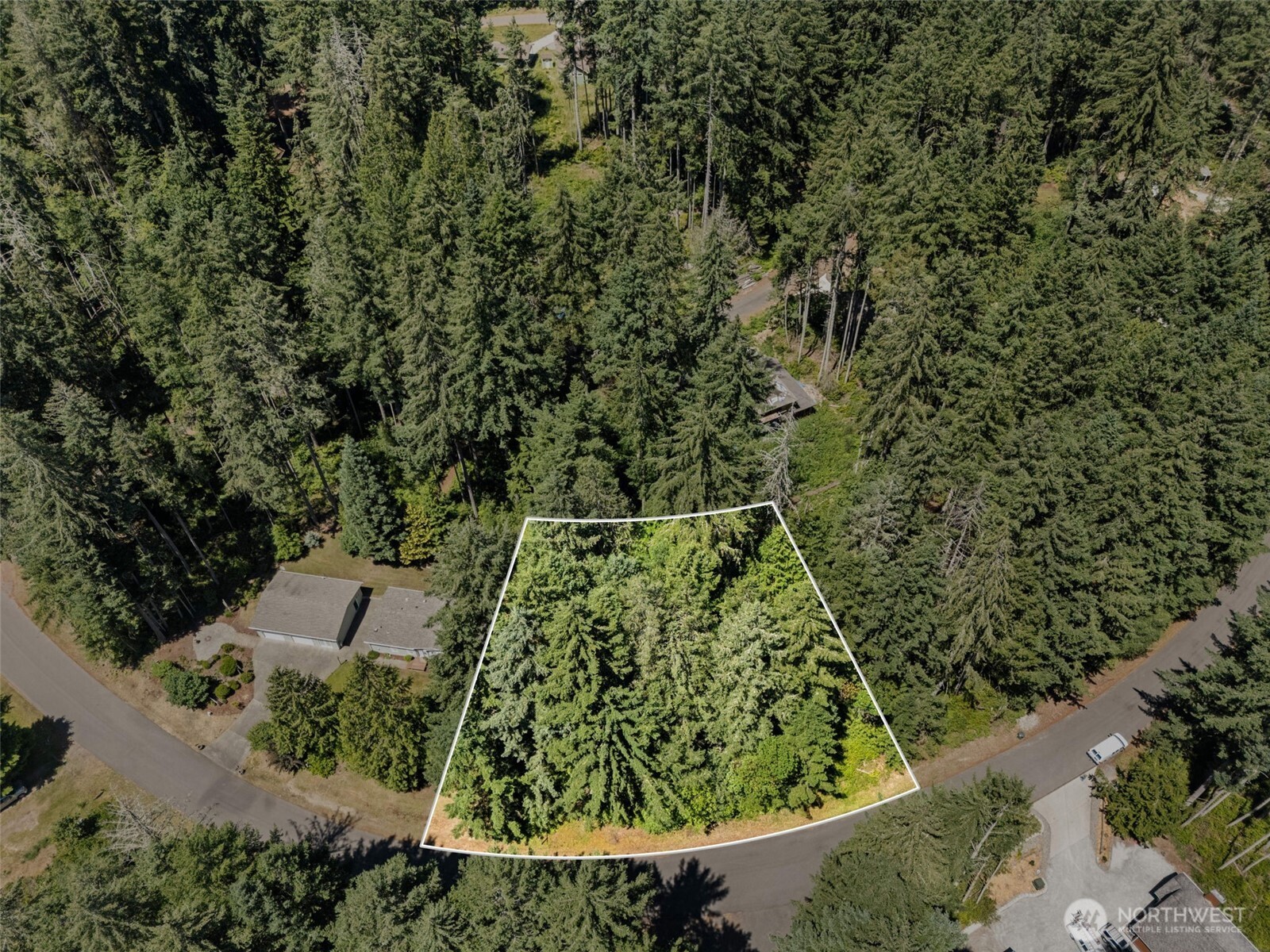 11103 Leschi Circle Property Photo 15