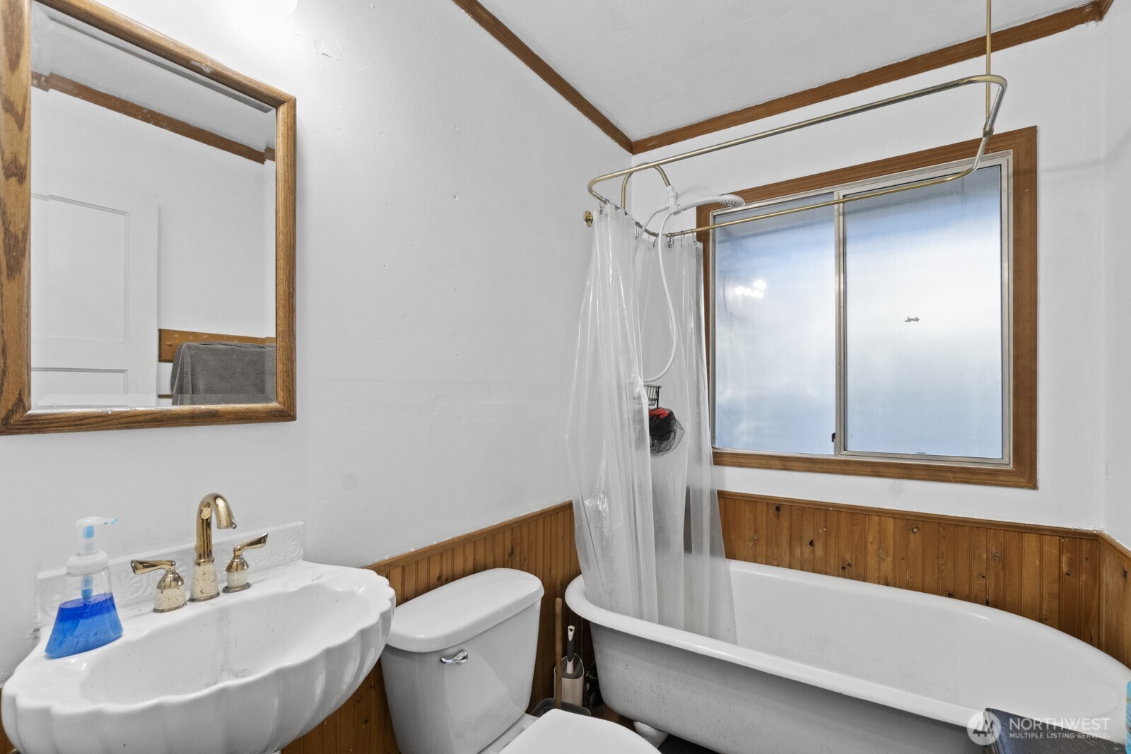 4708 Delta Lane Property Photo 10