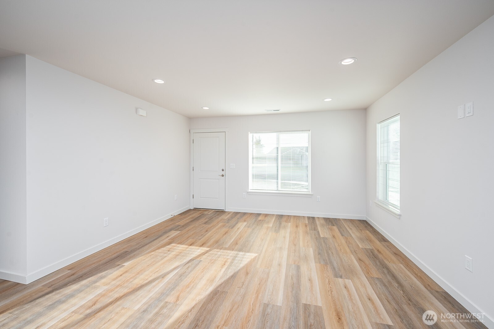 1325 Shaw Street Property Photo 6